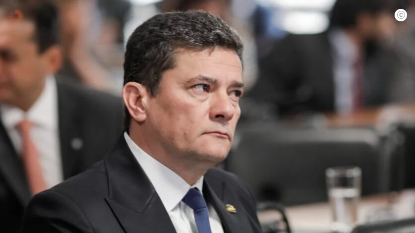 Poder 360 cita pesquisa realizada pela Paraná Pesquisas no Estado do Paraná. 1 Poder 360 cita pesquisa realizada pela Paraná Pesquisas no Estado do Paraná.