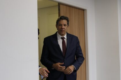 Investidor10 cita pesquisa realizada pela Paraná Pesquisas.