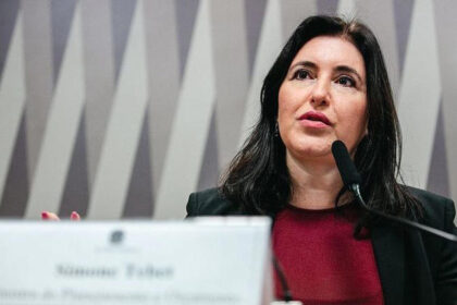 MSN cita pesquisa realizada pela Paraná Pesquisas.