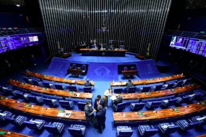 Jornal do Cariri cita pesquisa realizada pela Paraná Pesquisas no Estado do Ceará.