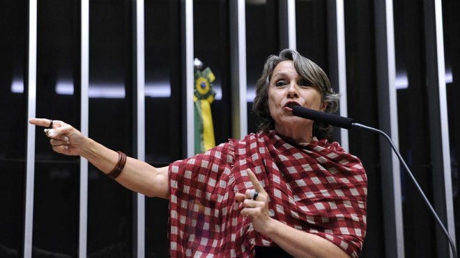 Rádio Corredor cita pesquisa realizada pela Paraná Pesquisas no Estado de Mato Grosso do Sul. 1 Rádio Corredor cita pesquisa realizada pela Paraná Pesquisas no Estado de Mato Grosso do Sul.