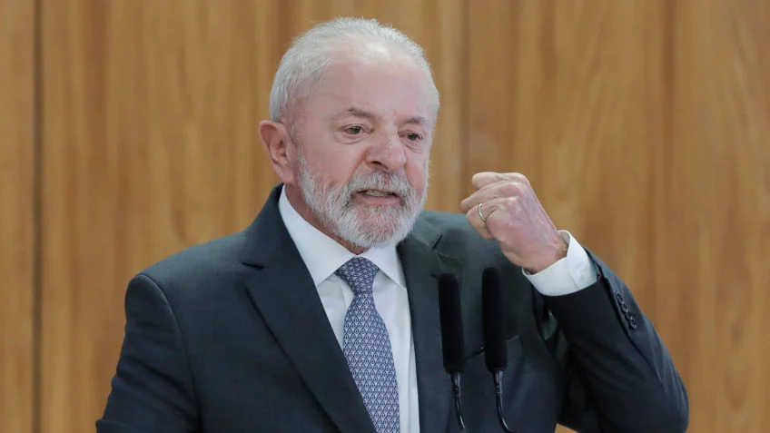 Poder 360 cita pesquisa realizada pela Paraná Pesquisas no Estado do Rio de Janeiro.