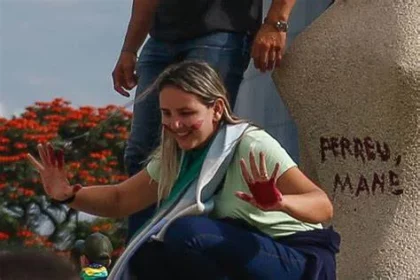 NP Expresso cita pesquisa realizada pela Paraná Pesquisas.