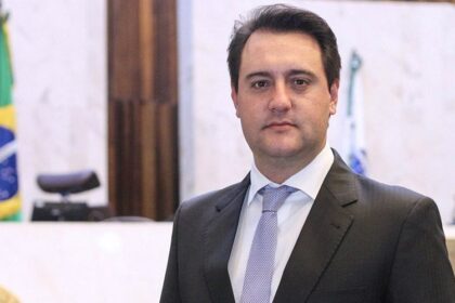 Blog do Magdo cita pesquisa realizada pela Paraná Pesquisas no Estado do Paraná.