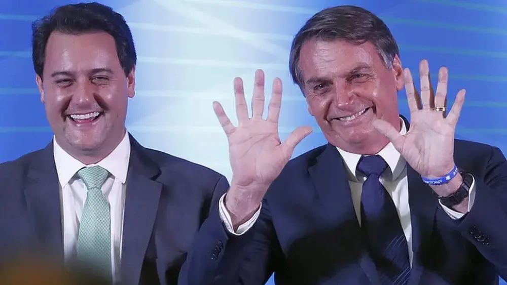 Gazeta do Povo cita pesquisa realizada pela Paraná Pesquisas no Estado do Paraná.
