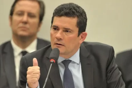 Tribuna do Agreste cita pesquisa realizada pela Paraná Pesquisas no Estado do Paraná.