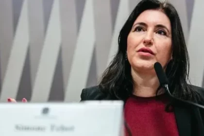 Portal LJ cita pesquisa realizada pela Paraná Pesquisas.