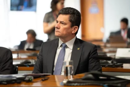 Bem Paraná cita pesquisa realizada pela Paraná Pesquisas no Estado do Paraná.