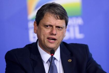 Band News cita pesquisa realizada pela Paraná Pesquisas.
