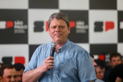 Guarulhos Web cita pesquisa realizada pela Paraná Pesquisas.