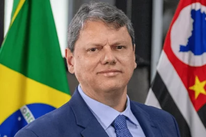 SBT News cita pesquisa realizada pela Paraná Pesquisas no Estado de São Paulo.