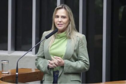 Band cita pesquisa realizada pela Paraná Pesquisas no Distrito Federal.