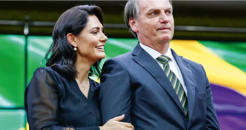 Toda Bahia cita pesquisa realizada pela Paraná Pesquisas. 1 Toda Bahia cita pesquisa realizada pela Paraná Pesquisas.