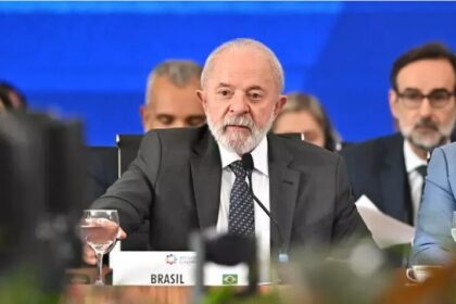 Tribuna do Sertão cita pesquisa realizada pela Paraná Pesquisas.