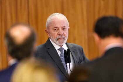 Jornal Opção cita pesquisa realizada pela Paraná Pesquisas.