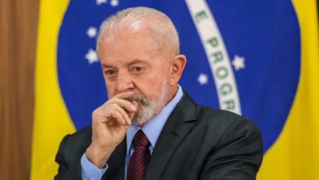 Parlamentos em Destaque cita pesquisa realizada pela Paraná Pesquisas.