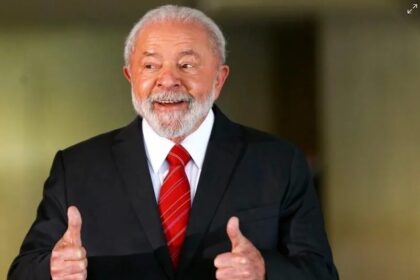 Vox 97 FM cita pesquisa realizada pela Paraná Pesquisas.