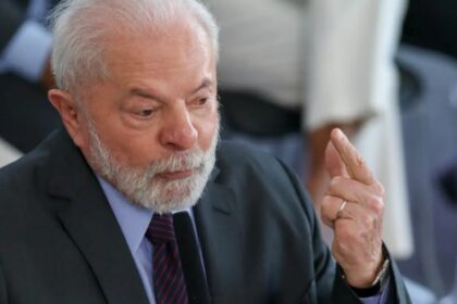 BZ Notícias cita pesquisa realizada pela Paraná Pesquisas.
