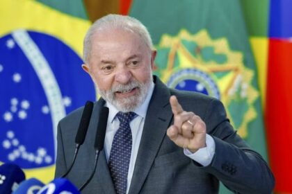 Agenda do Poder cita pesquisa realizada pela Paraná Pesquisas.