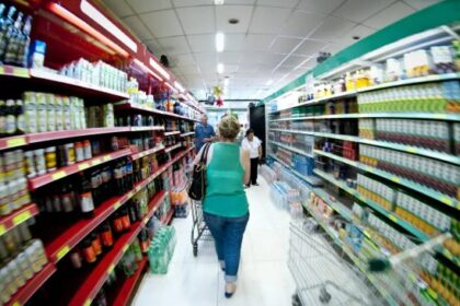 Vero Notícias cita pesquisa realizada pela Paraná Pesquisas.