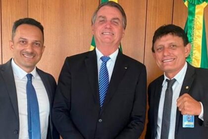 Revista Cenarium cita pesquisa realizada pela Paraná Pesquisas no Estado do Pará.