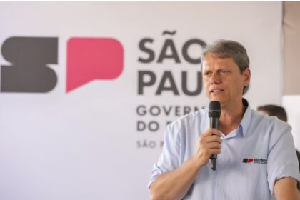 Metrópoles cita pesquisa realizada pela Paraná Pesquisas no Estado de São Paulo.