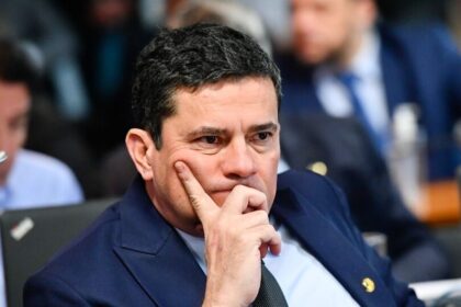 Jornal Opção cita pesquisa realizada pela Paraná Pesquisas no Estado do Paraná.