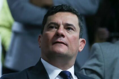 Vero Notícias cita pesquisa realizada pela Paraná Pesquisas no Estado do Paraná.