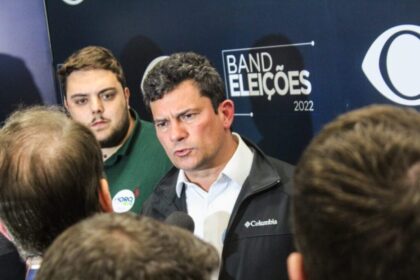 Plural cita pesquisa realizada pela Paraná Pesquisas no Estado do Paraná.