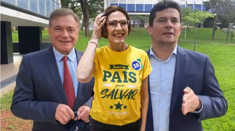 Blog do Esmael cita pesquisa realizada pela Paraná Pesquisas no Estado do Paraná. 1 Blog do Esmael cita pesquisa realizada pela Paraná Pesquisas no Estado do Paraná.