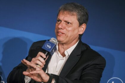 Carta Capital cita pesquisa realizada pela Paraná Pesquisas no Estado de São Paulo.