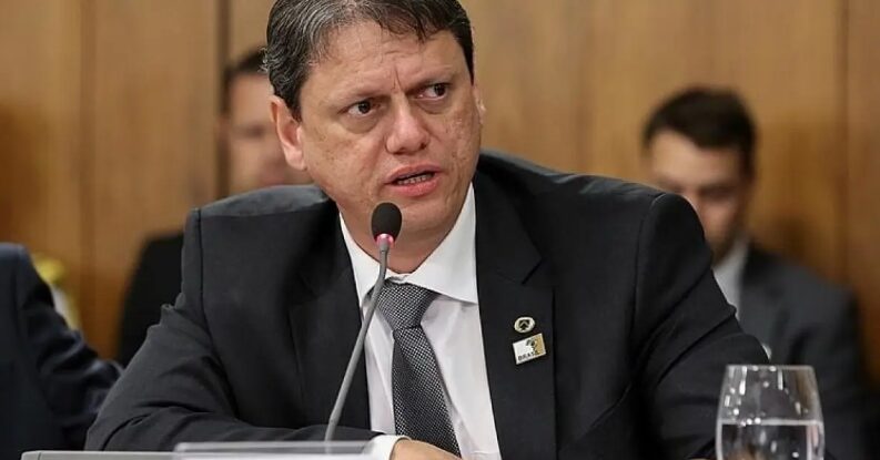 Bahia Notícias cita pesquisa realizada pela Paraná Pesquisas no Estado de São Paulo. 1 Bahia Notícias cita pesquisa realizada pela Paraná Pesquisas no Estado de São Paulo.