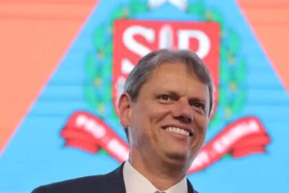 Revista Oeste cita pesquisa realizada pela Paraná Pesquisas no Estado de São Paulo.