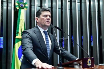 Blog Claudio Dantas cita pesquisa realizada pela Paraná Pesquisas no Estado do Paraná.