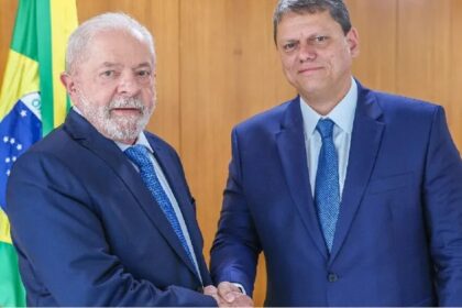 Acesse Política cita pesquisa realizada pela Paraná Pesquisas no Estado de São Paulo.