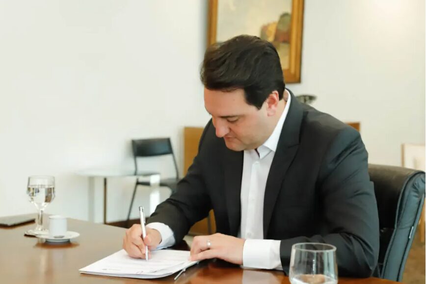 Bem Paraná cita pesquisa realizada pela Paraná Pesquisas no Estado do Paraná. 1 Bem Paraná cita pesquisa realizada pela Paraná Pesquisas no Estado do Paraná.
