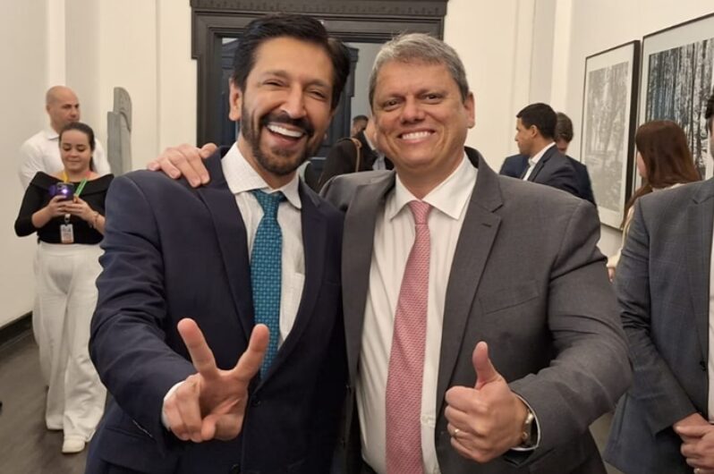 PB Agora cita pesquisa realizada pela Paraná Pesquisas no Estado de São Paulo. 1 PB Agora cita pesquisa realizada pela Paraná Pesquisas no Estado de São Paulo.