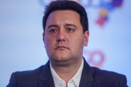 Vero Notícias cita pesquisa realizada pela Paraná Pesquisas no Estado do Paraná.