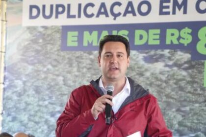 Jornal Paraná Centro cita pesquisa realizada pela Paraná Pesquisas no Estado do Paraná.