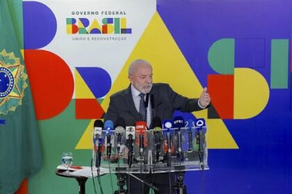 Pleno News cita pesquisa realizada pela Paraná Pesquisas.