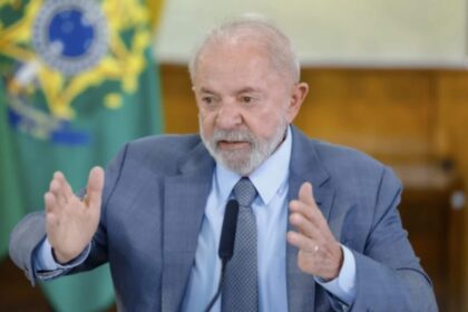 Em tempo cita pesquisa realizada pela Paraná Pesquisas.