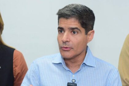 Política Livre cita pesquisa realizada pela Paraná Pesquisas no Estado da Bahia.