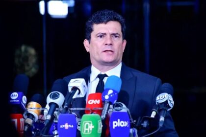 Exame cita pesquisa realizada pela Paraná Pesquisas no Município de Curitiba.