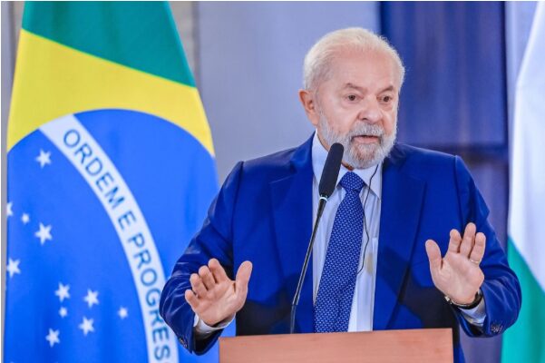 Diário do Poder cita pesquisa realizada pela Paraná Pesquisas no Município de Curitiba.
