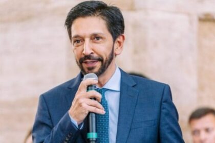 Poder 360 cita pesquisa realizada pela Paraná Pesquisas em São Paulo.