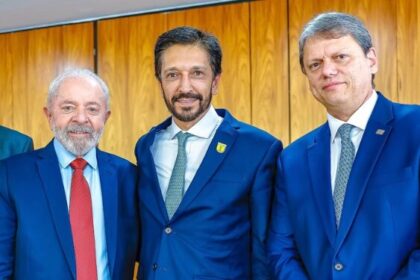 Metrópoles cita pesquisa realizada pela Paraná Pesquisas em São Paulo.