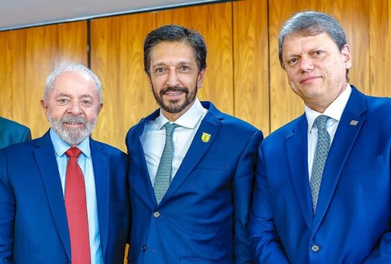 Metrópoles cita pesquisa realizada pela Paraná Pesquisas em São Paulo. 1 Metrópoles cita pesquisa realizada pela Paraná Pesquisas em São Paulo.