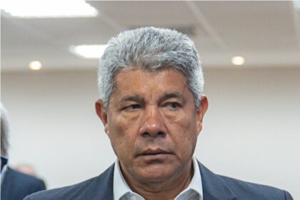 Caderno de Notícias cita pesquisa realizada pela Paraná Pesquisas no Estado da Bahia.