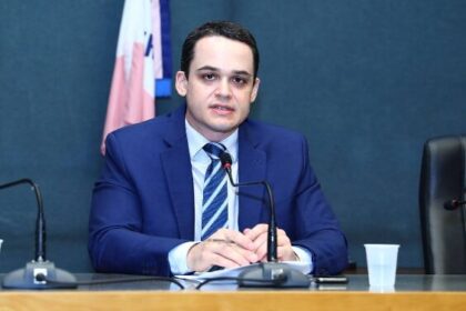 Metrópoles cita pesquisa realizada pela Paraná Pesquisas no Município de Vitória.