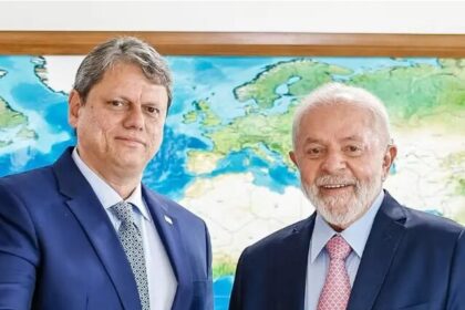 Diário do Centro do Mundo cita pesquisa realizada pela Paraná Pesquisas.
